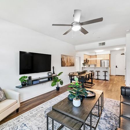 Beverly Grove Chic City Oasis 2 Bedroom Apt With Den 138 Лос-Анджелес Экстерьер фото