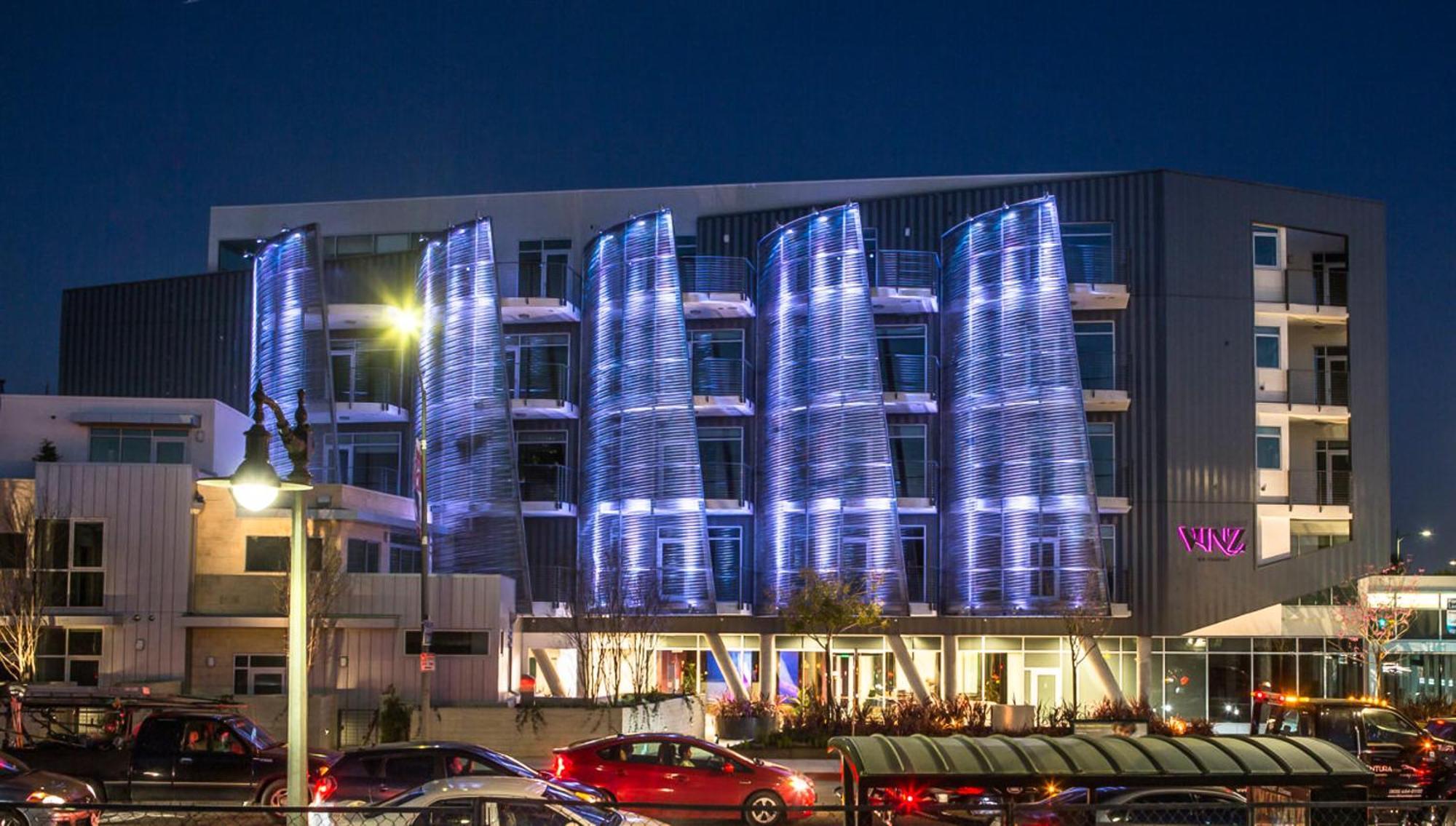 Beverly Grove Chic City Oasis 2 Bedroom Apt With Den 138 Лос-Анджелес Экстерьер фото